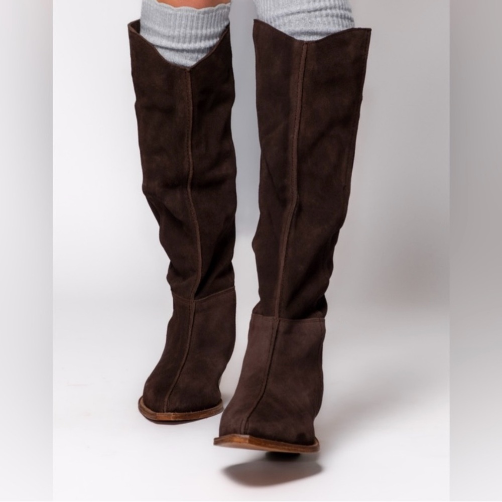 Free People Fudgesicle Sway 2.0 Low Slouch Suede Tall Boots New in Box 38.5 - Picture 2 of 7